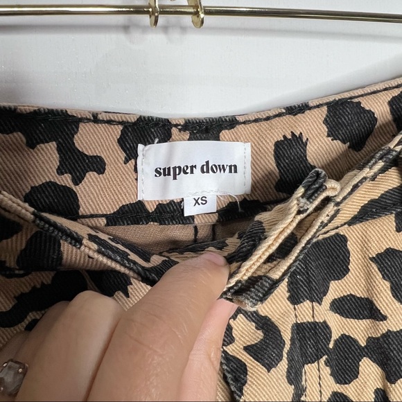 Revolve SUPERDOWN Leopard Print Denim set - Picture 15 of 16